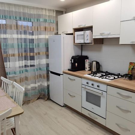 Apartment On Truda 4 Vitebsk Buitenkant foto